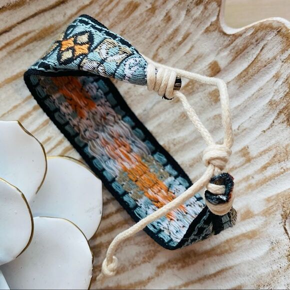 Boho Embroidered Mayan Style Adjustable Friendship Bracelet NWT - Picture 8 of 13